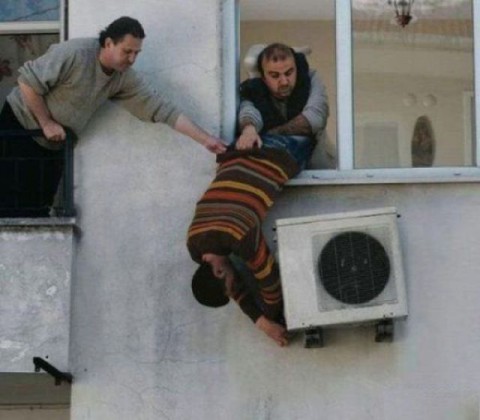 crazy-aircon-installers10-480x420